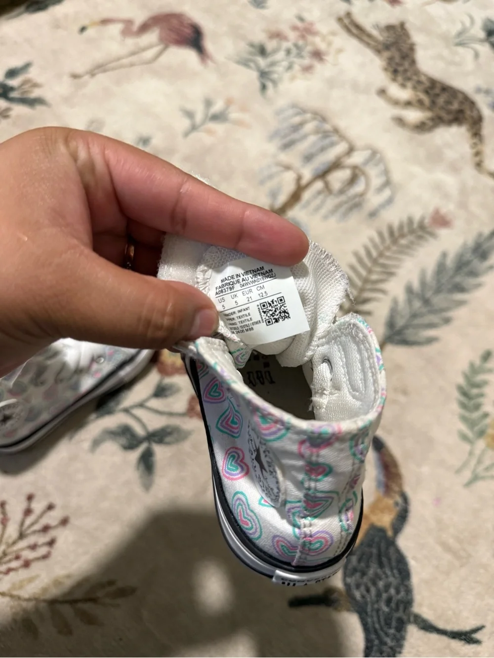 Converse Kids' High-Top Sneakers with Pastel Heart Print - White 5